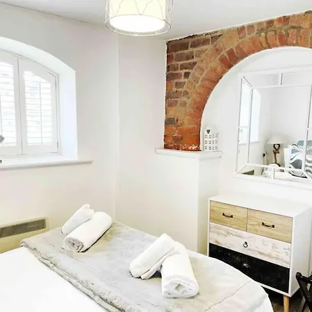 Apartment The Boat House - *