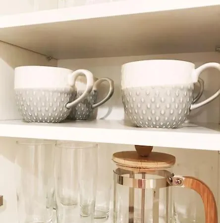 The Boat House - Daire York